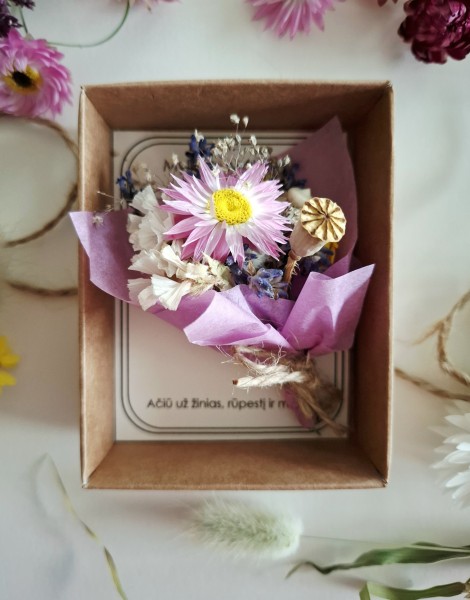 Gėlių puokštelė mokytojai (M-6)