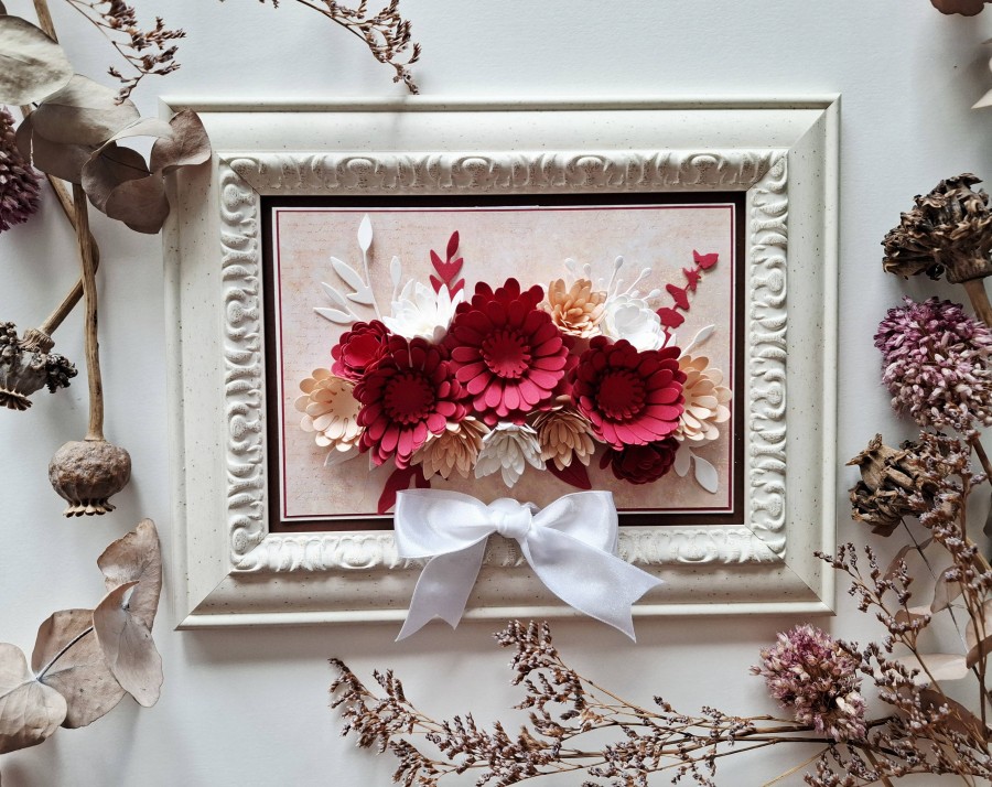 Atvirukas rėmelyje -raudonu, rausvų ir baltų atspalvių  ( R-2)